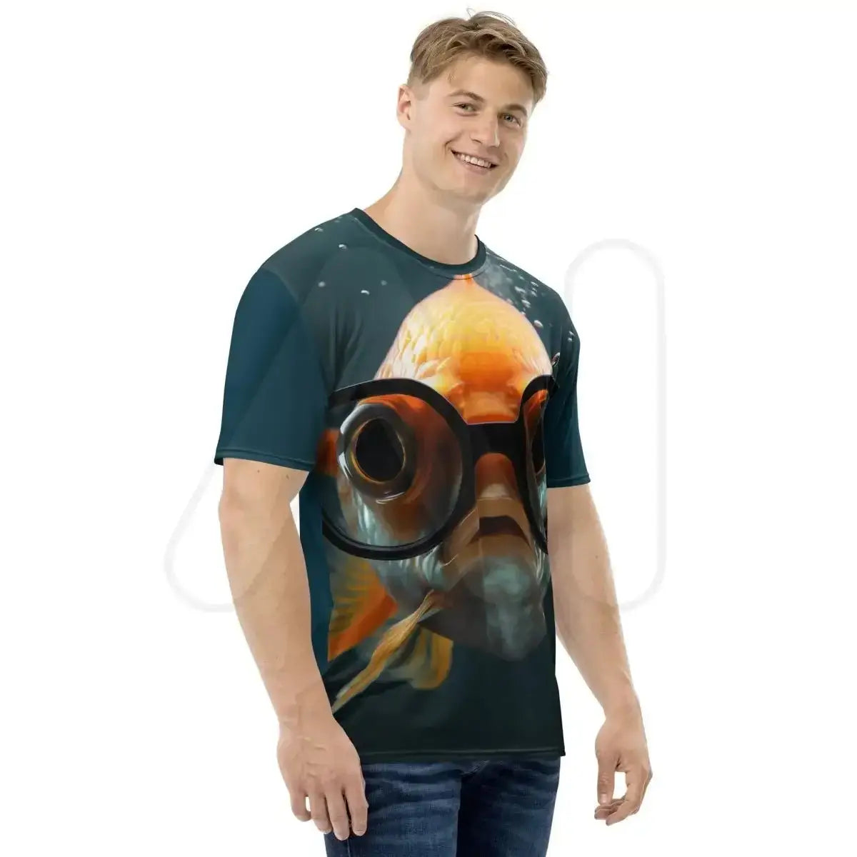 Goldfish with Glasses T-Shirt (men)